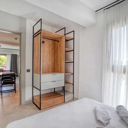 Aparthotel Ayayorgi Homes *